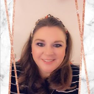 Meet your Posher, Jillian